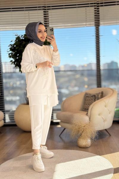 3029 Sol Omuz 3 Büyük Çiçekli Takım Ekru