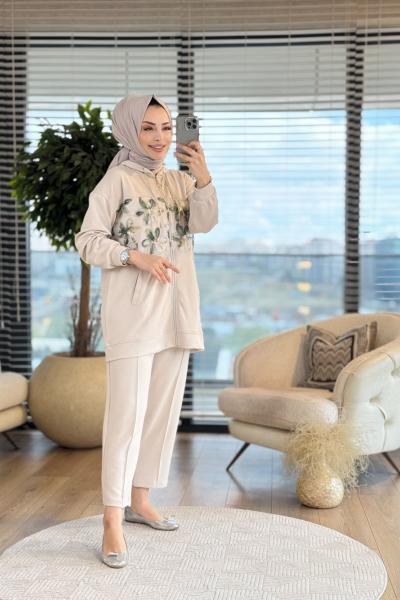 3034 Ortası Tül Çiçekli Fermuarlı Takım Bej