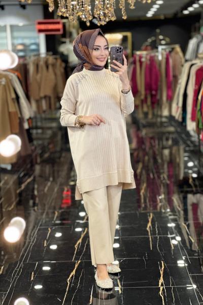 3041 Omuz Ve Etek Ucu Taş Detaylı Triko Tunik Bej