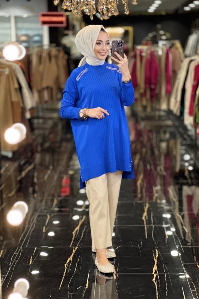 3041 Omuz Ve Etek Ucu Taş Detaylı Triko Tunik Saks