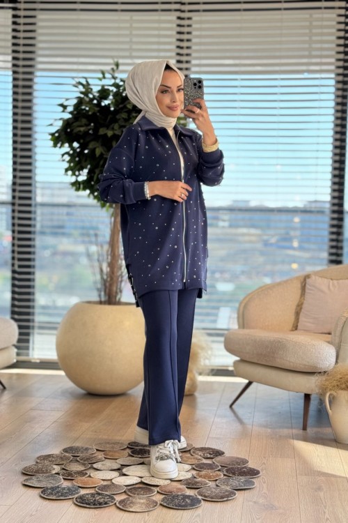 3051 Üstü Taş ve Zımba Detaylı Takım Lacivert