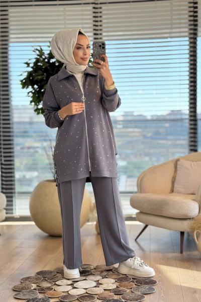 3051 Üstü Taş ve Zımba Detaylı Takım Gri
