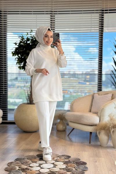 3055 Sağ Omuzu Taş Ve Fermuar Detaylı Takım Ekru