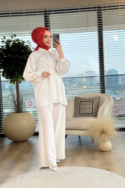 30844 Sim Çizgili Roba Zincirli Krep Takım Ekru