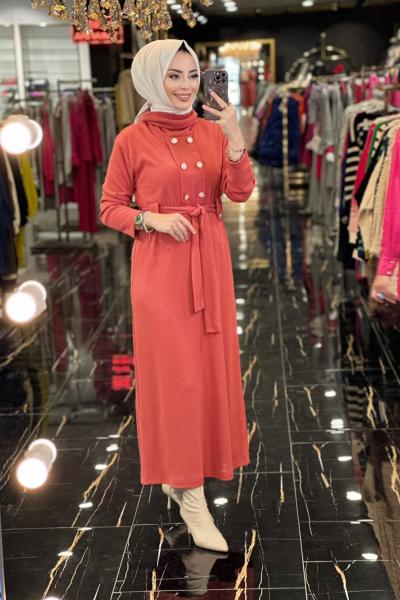 31130 Düğme Detaylı Kemerli Elbise Kiremit