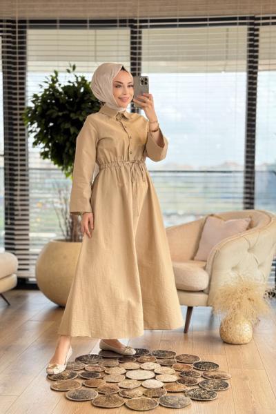 32243 Bel Büzgülü Patı Düğmeli Elbise Koyu Bej