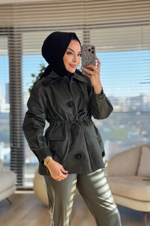 32446 Beli Büzgülü Önü Çiçek Figürlü Ceket Haki