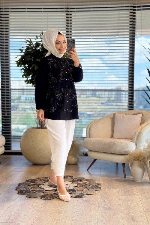 33962 Önü Boncuk Ve Taş İşlemeli Gömlek Siyah
