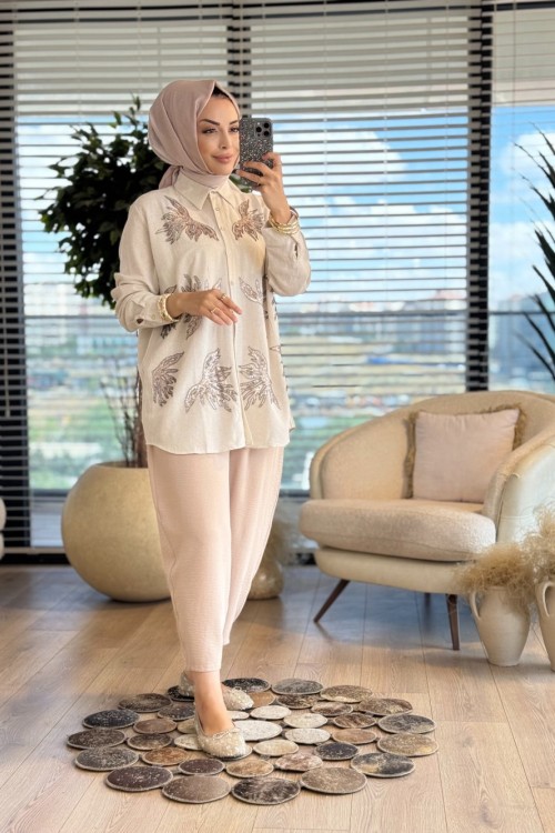 34192 Önü Kanat Nakışlı Gömlek Bej