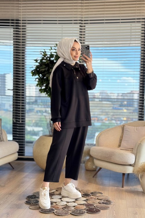 35792 Çıtçıtlı Yüksek Yakalı Takım Siyah