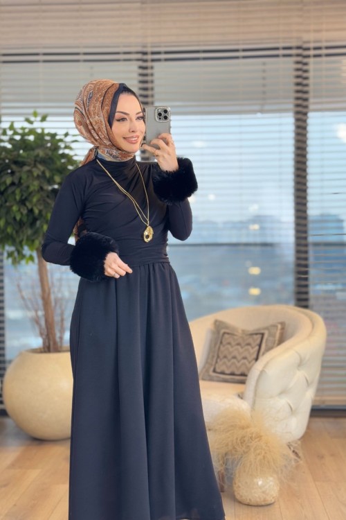 3922 Kolları Kürklü Bluz Siyah