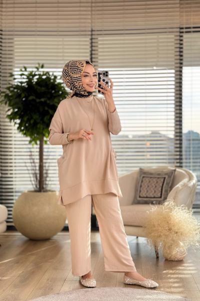 4170 Yanları Cep Üstü Taş İşlemeli Takım Bej