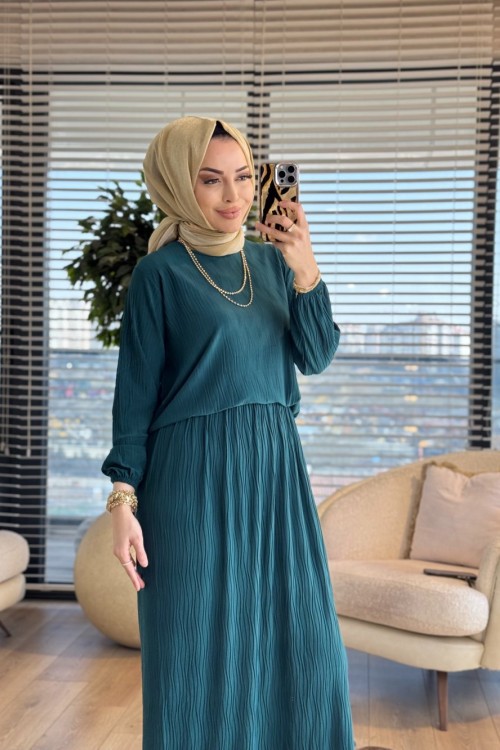 4209 Manolya Kraşlı Etekli Takım Zümrüt