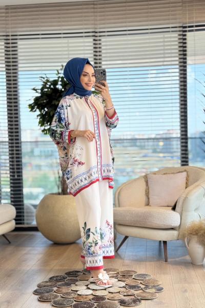 42100 Çiçek Desenli Takım Ekru