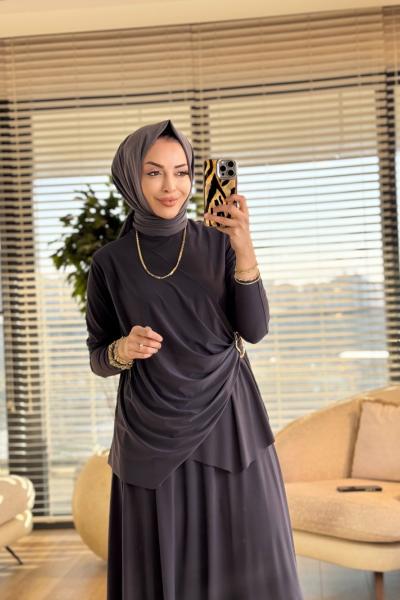 4226 Yanı Toka Büzgülü Etekli Takım Antrasit