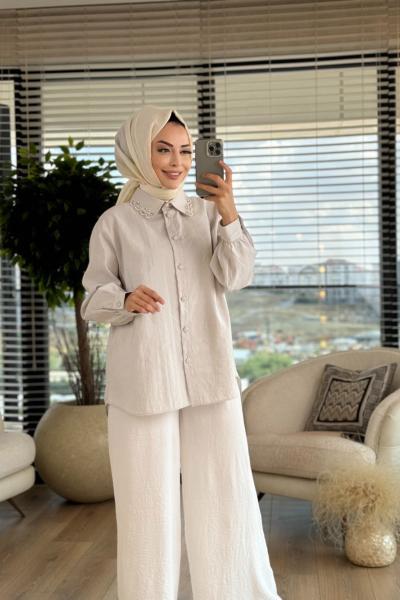 4263 Yaka Kenarı İnci Nakışlı Tunik Gri