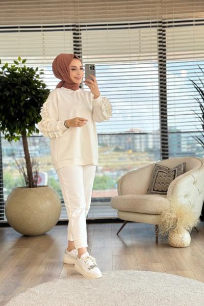 4284 Kol Fırfır Ve Şerit Taş Detaylı Tunik Ekru