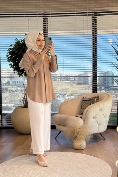 4372 Yaka Ve Kol Ucu Taş İşlemeli Gömlek Vizon