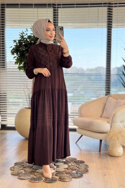 438 Fistolu Püskül Nervürlü Pat Düğmeli Elbise Kahve
