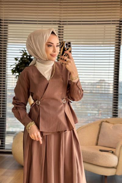 4904 Ön Kruvaze Kuşaklı Etekli Takım Vizon