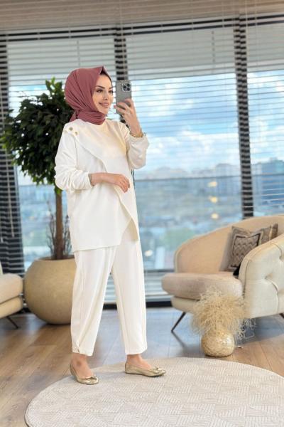 5352 Düğme Detaylı Takım Ekru