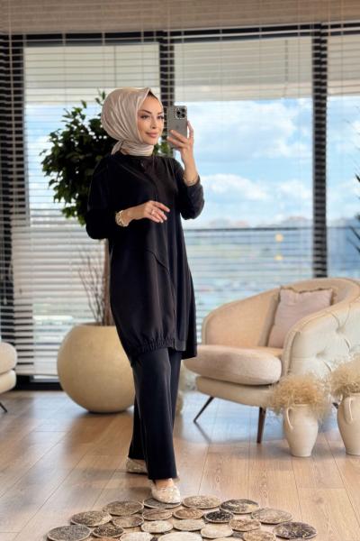 551 Ön Etek Ucu Garnili Takım Siyah