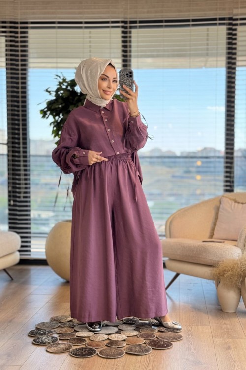 5670  Ön Yırtmaçlı Kol Büzgülü Takım Mürdüm