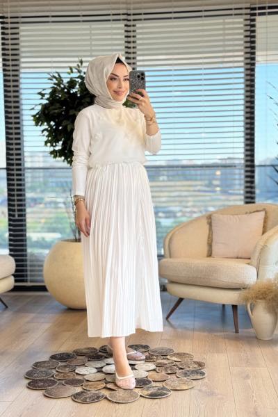 569 Ön Şifon Üstü Serpme Çiçekli Bluz Ekru