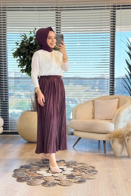 570 Çiçek Aksesuarlı Bluz Ekru