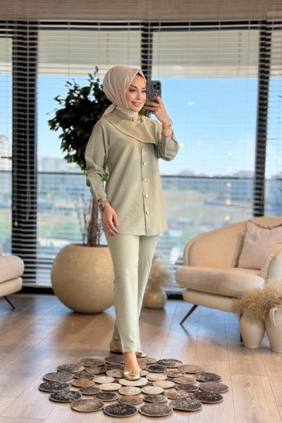 5835 Ön Düğme Ve Parça Detaylı Takım Çağla