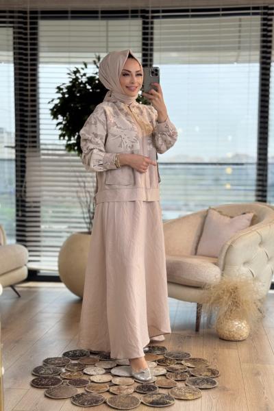 6122 Üstü Yaprak Kabartma Yaprak Desenli Etekli Takım Bej