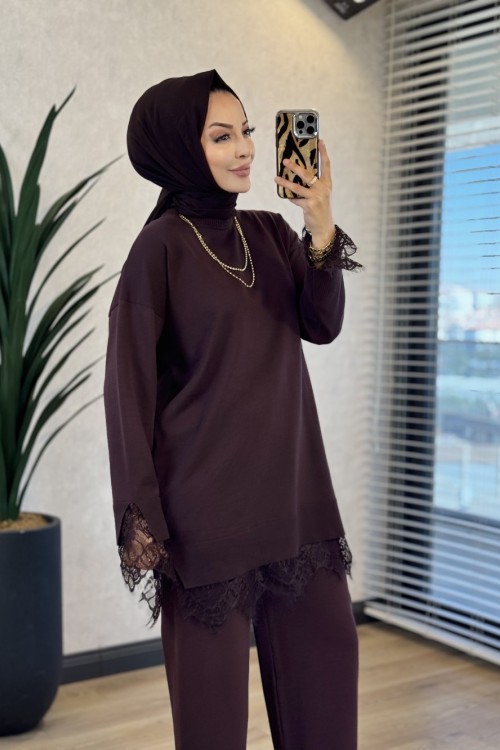 6137 Etek Ve Kol Ucu Dantelli Triko Tunik Kahve