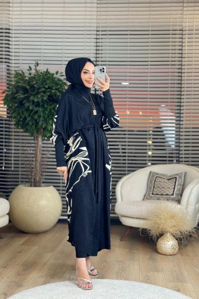 6159 Kolları Trikolu Arkası Desenli Abaya Siyah