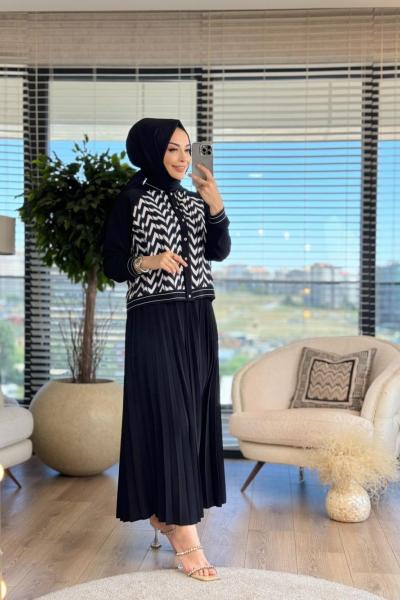6200 Üstü Zigzag Desenli Takım Siyah