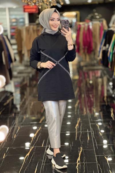 6989 Önü Büyük Üçgen Taş Baskılı Kapşonlu Tunik Siyah