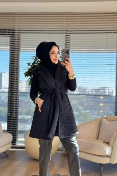 70082 Saçak Yakalı Uzun Yelek Siyah