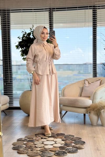 71028 Tek Cep Bel Bağcıklı Etekli Takım Bej