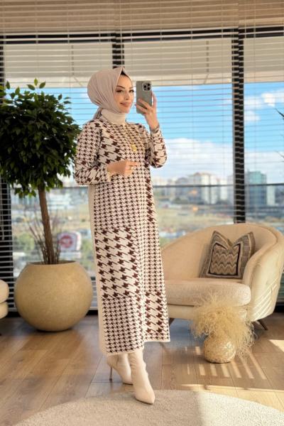 7326 Kazayağı Desen Triko Elbise Kahve
