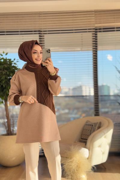 7363 Sağ Taraf Baklava Triko Detaylı Tunik Latte