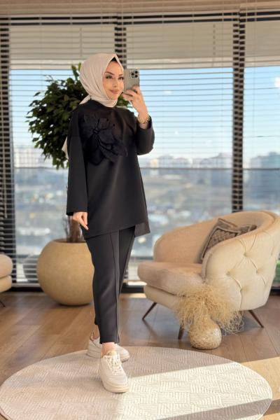 7945 Sol Göğüs Büyük Çiçek Broşlu Takım Siyah