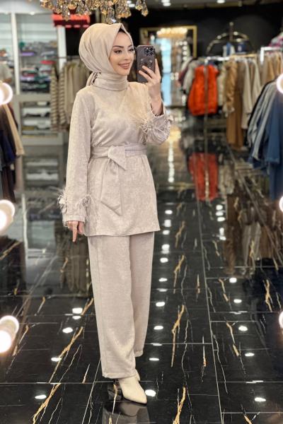 8037 Kolları Tüy Detaylı Takım Bej