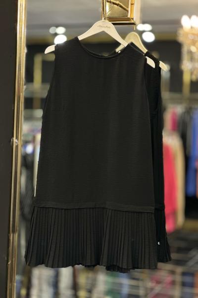 8130 Eteği Pileli Kolsuz İçlik Siyah