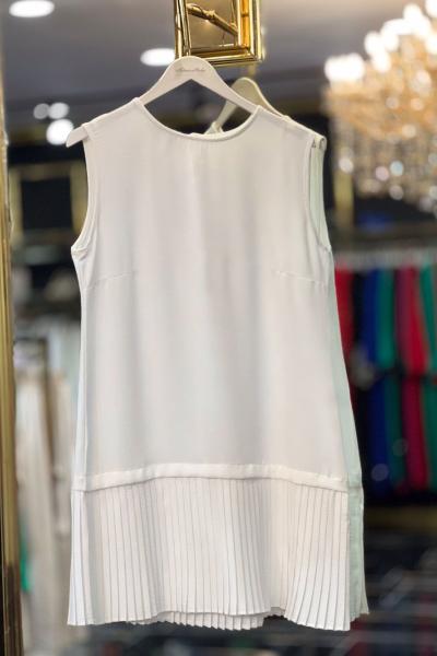 8130 Eteği Pileli Kolsuz İçlik Ekru