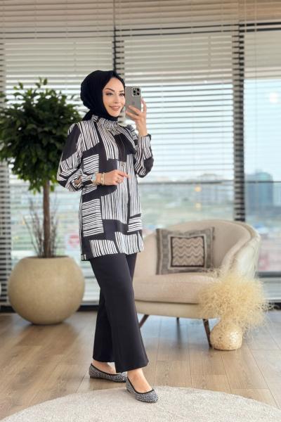 8147 Şifon Üstü Karışık Çizgi Desen Takım Siyah