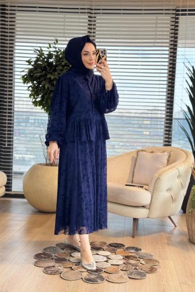 825 Şifon Üstü Kadife Kabartmalı Takım Lacivert