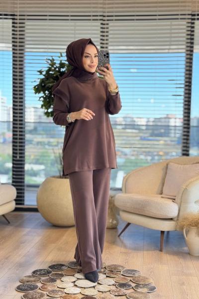 8579 Yaka Ve Omuzları Kürk Detaylı Takım Kahve