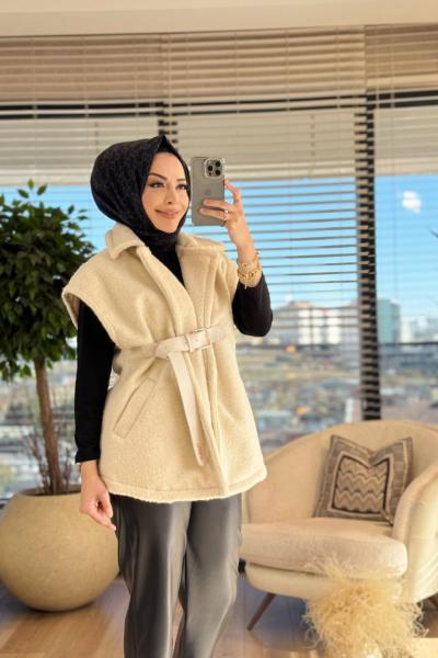 9072 Peluş Ön Kemer Tokalı Yelek Ekru