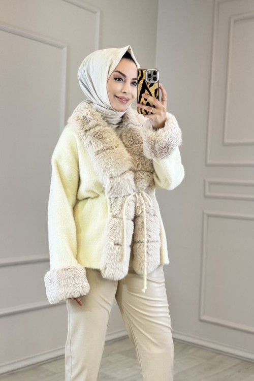9187 Yakası Peluşlu Hırka Ekru
